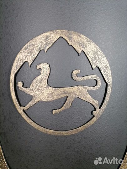 Кованый щит Барс