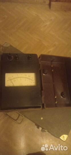 Мегаомметр м4100/3