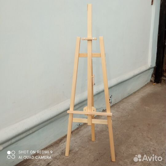 Аренда Мольбертов на праздники, выставки