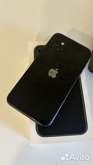 iPhone 11, 64 ГБ