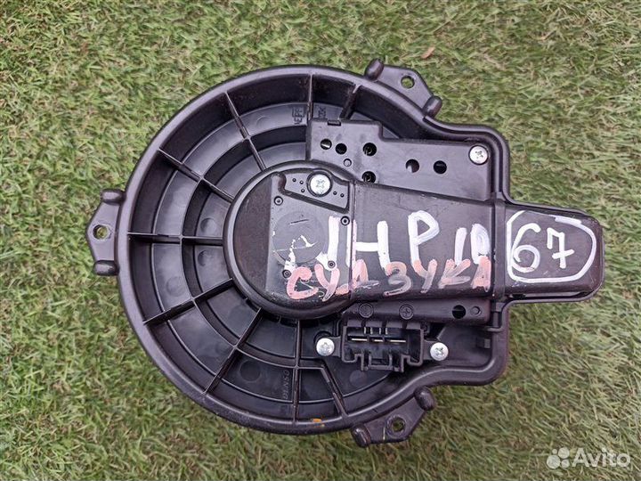 Мотор печки Toyota Aqua NHP10