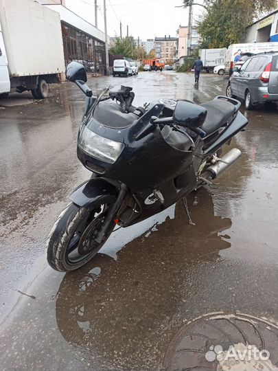 Kawasaki zzr 1100