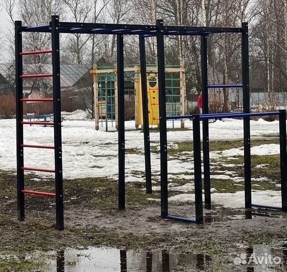 Спортивный комплекс воркаут для двора