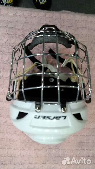 Хоккейный шлем