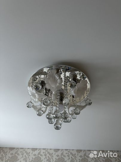 Продам люстру бу