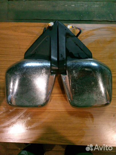 Зеркала Митсубиси Паджеро