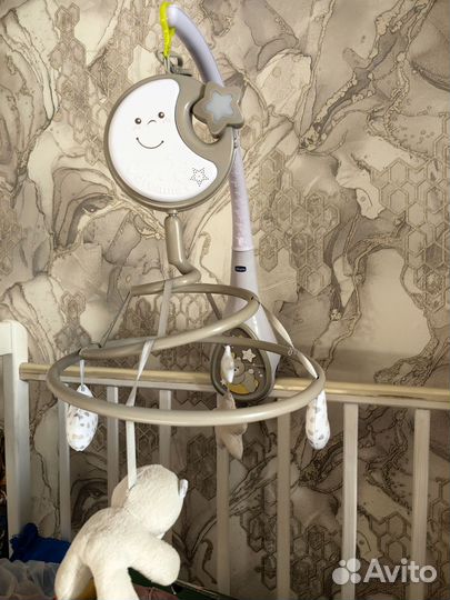 Мобиль на кроватку chicco