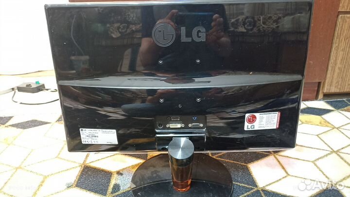 Монитор LG flatron ips226v-pn