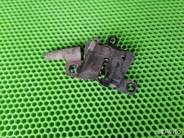 Замок капота Subaru Impreza GC, GF