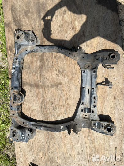 Подрамник передний Hyundai Santa Fe 2 CM