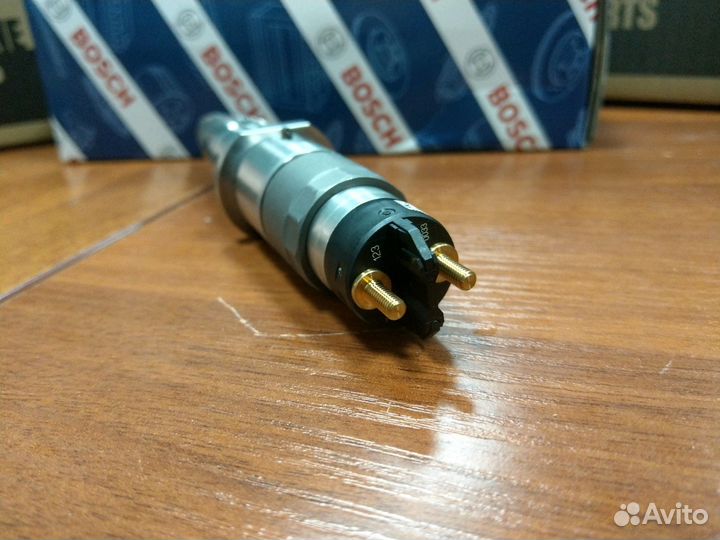 Форсунка Cummins 4ISBe 6ISBe оригинал