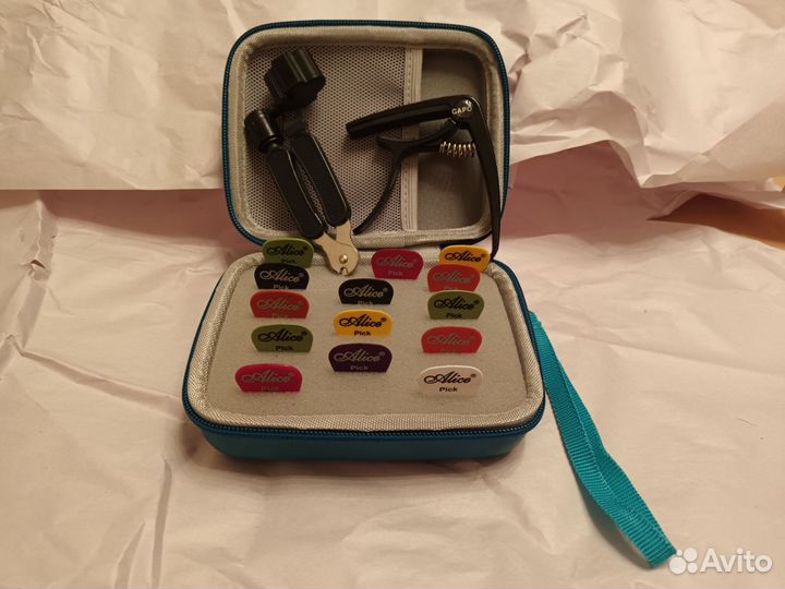 Органайзер для хранения гитарных аксессуаров