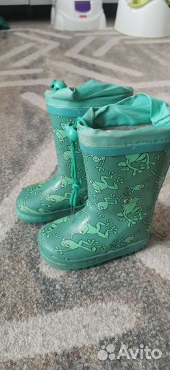 Детские резиновые сапоги