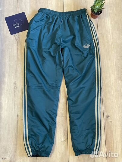 Спортивные штаны Adidas