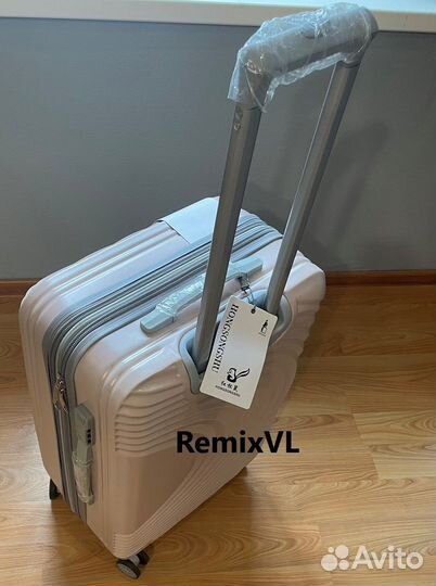 Видео обзор Чемодан TR на колесах 24 дюйма раз.М