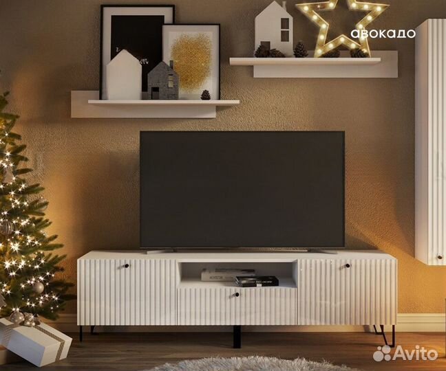 Тумба под тв оливия 1,6 на ножках