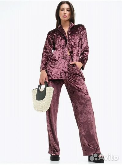 Бархатный костюм