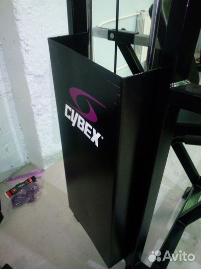 Блочный тренажер б у Cybex VR 4850 Разгибание ног