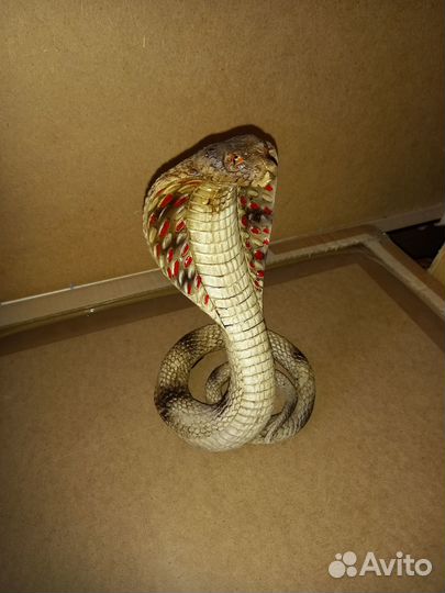 Статуэтка Кобра.Гремучая зме