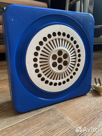 Громкоговоритель настенный