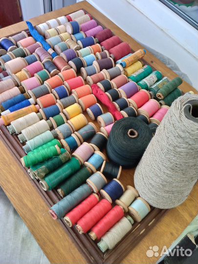 Нитки швейные