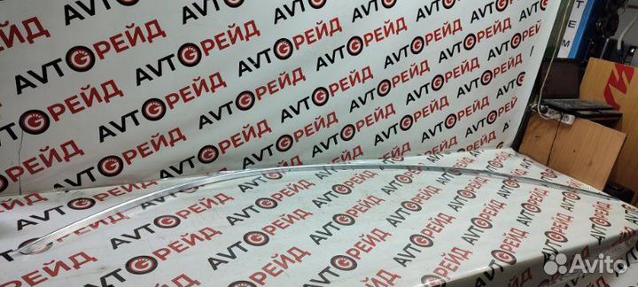 Молдинг крыши левый Audi A6 4G CGW 18.04.2011