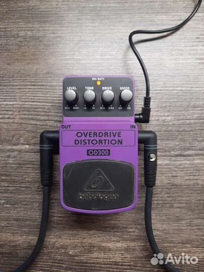 Гитарная педаль Behringer OD300 дисторшен овердрай