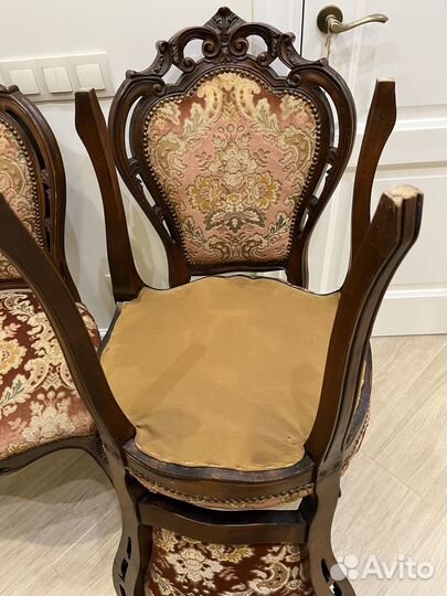 Старинные стол и 4 стула