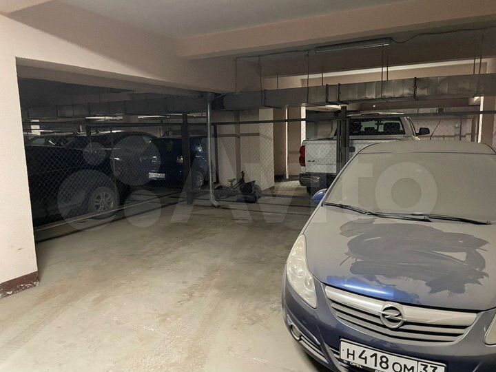 Машиноместо, 16 м²