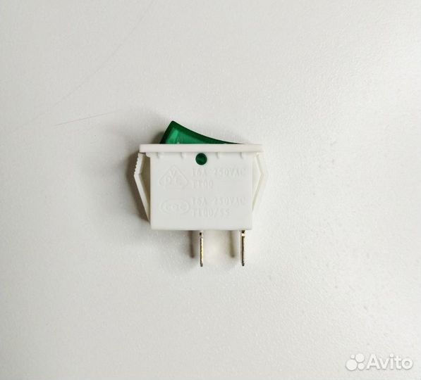 Кнопка включения охлаждения воды в кулере большая