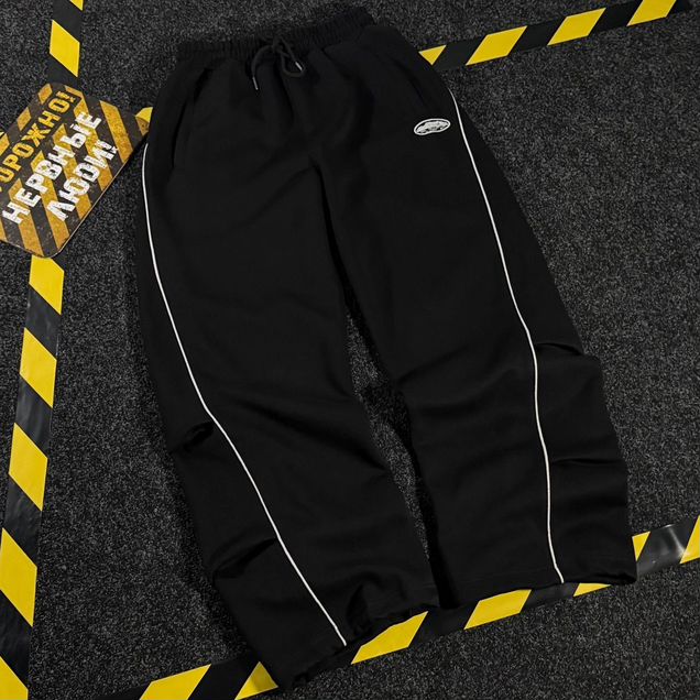 Широкие штаны Corteiz oversize