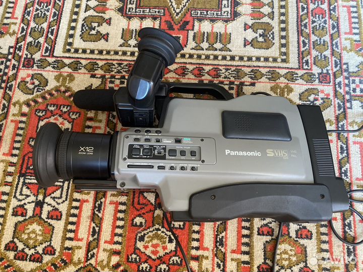Panasonic VW-SHM20 Super VHS Camera cased