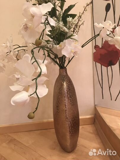 Ваза напольная с букетом цветов