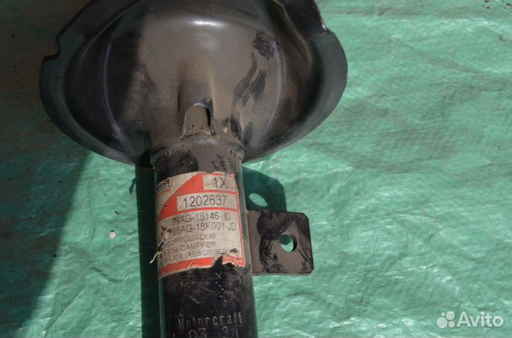 Ford Focus 1 Стойка амортизатора передняя