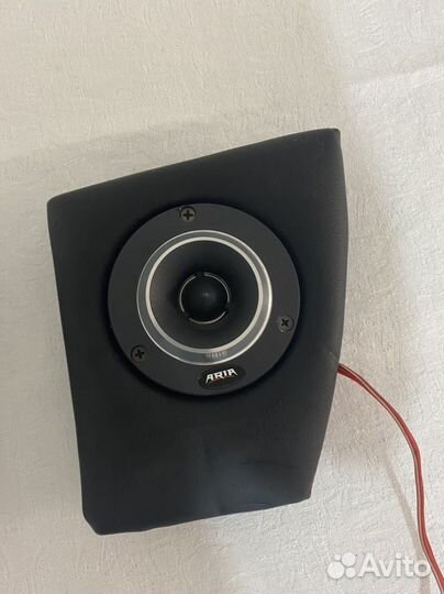 Комплект акустики в автомобили