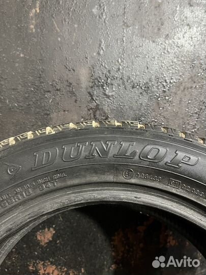 Dunlop SP Winter Ice 01 205/55 R16 94T