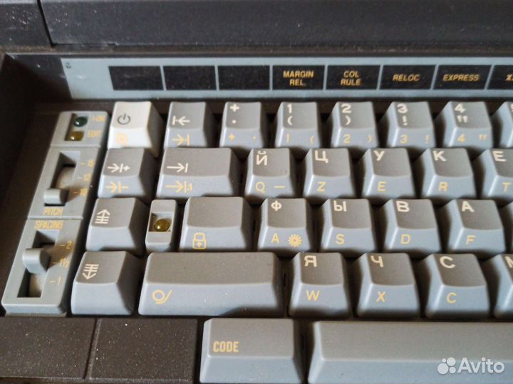 Печатная машинка Olivetti Et510