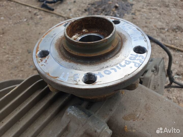 Ступица подшипник ступичный vag fag 805657A vw