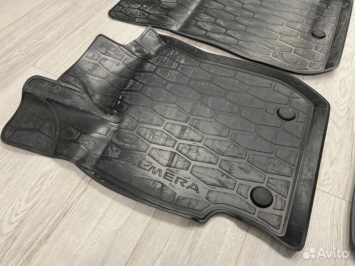 Оригинальные резиновые ковры Nissan Almera G15