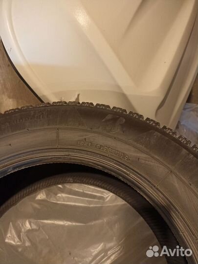 Bridgestone Ice Cruiser 7000S 225/65 R17 102T