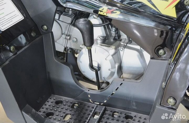 Avantis HS8 Shark Lux Квадроцикл Витрина