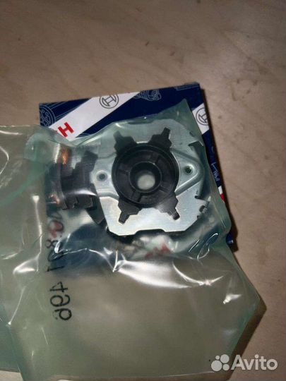 Щеткодержатель Форд Транзит от 2006г