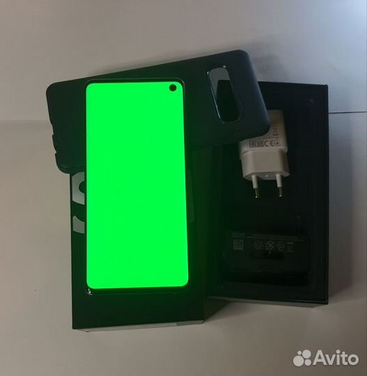 Samsung Galaxy S10, 8/128 ГБ