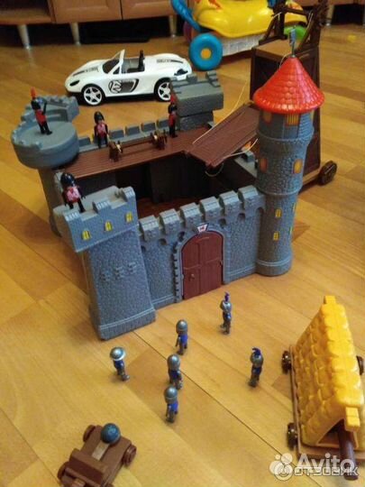 Игрушка Замок