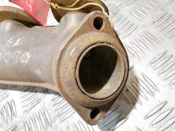 Коллектор выпускной правый Ml 164