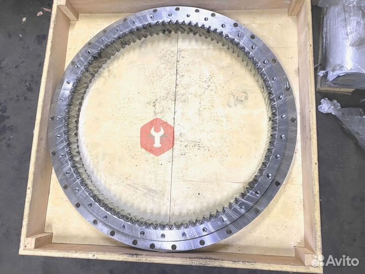 Опорно-поворотный круг Volvo EW145B 14647521