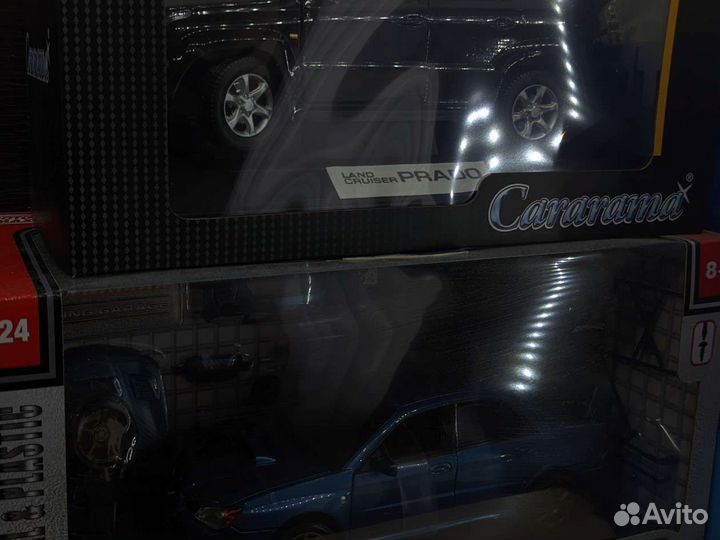 Масштабные модели 1:24 Subaru Toyota