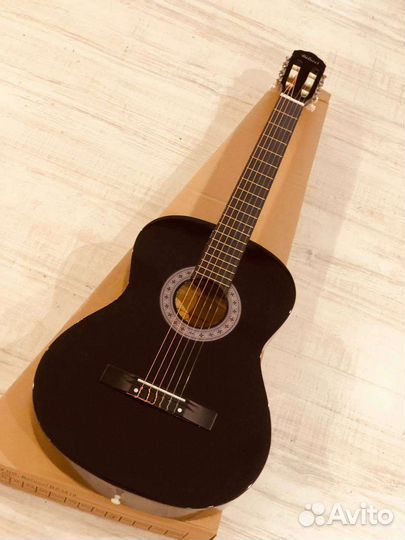 Гитара 4/4 полноразмерная классика