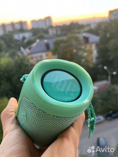 Колонка jbl flip 4