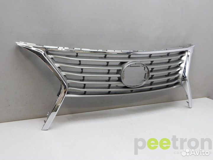 Б/У Б/У Решетка радиатора новая Рестайлинг